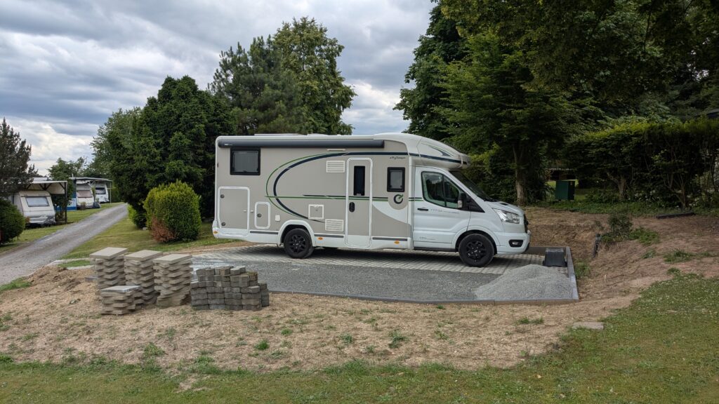 Zustand Campingplatz nach den Arbeiten mit Wohnmobil
